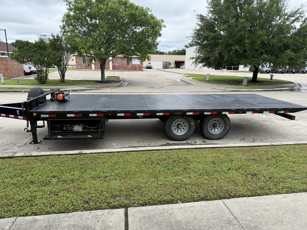 tilt deck trailer