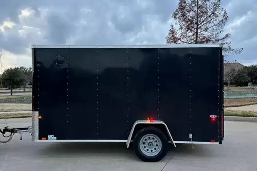 enclosed trailer delivery