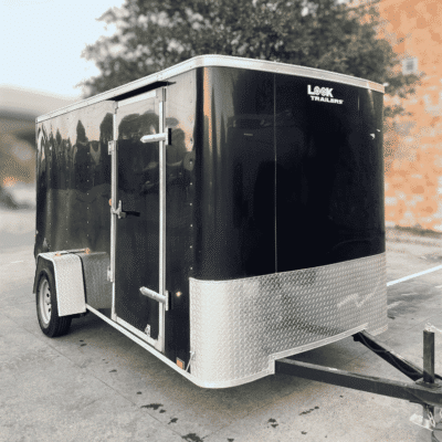 How Much Does an Enclosed Trailer Weigh?